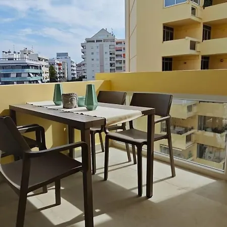 Piso Reformado Frente Al Mar. *